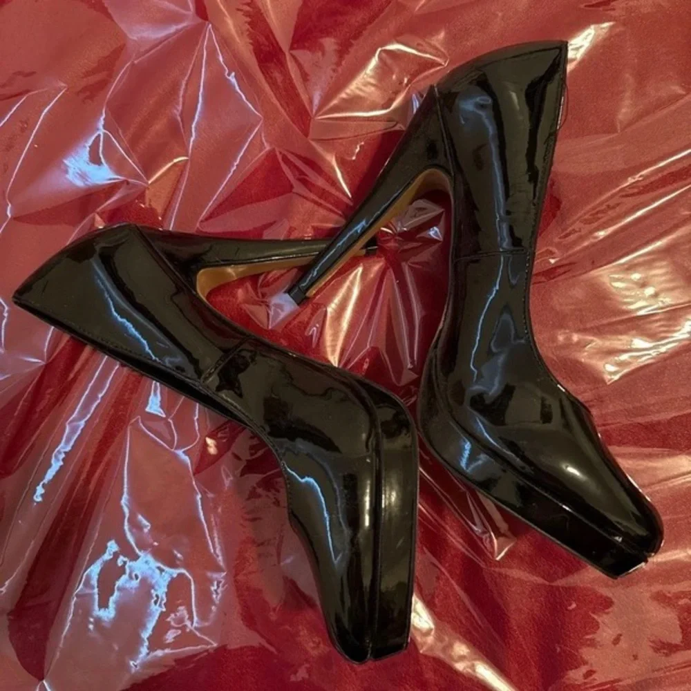 Elle Black Patent Pointed-Toe Stiletto Pumps
